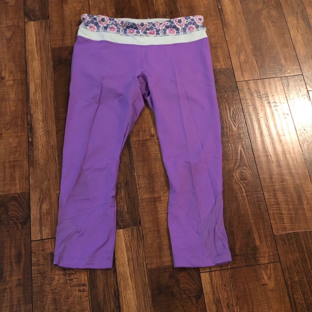 Lululemon size 8 crops